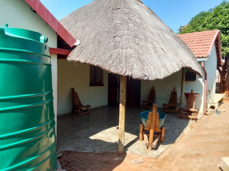 3 Bedroom Property for Sale in Geelhoutpark North West
